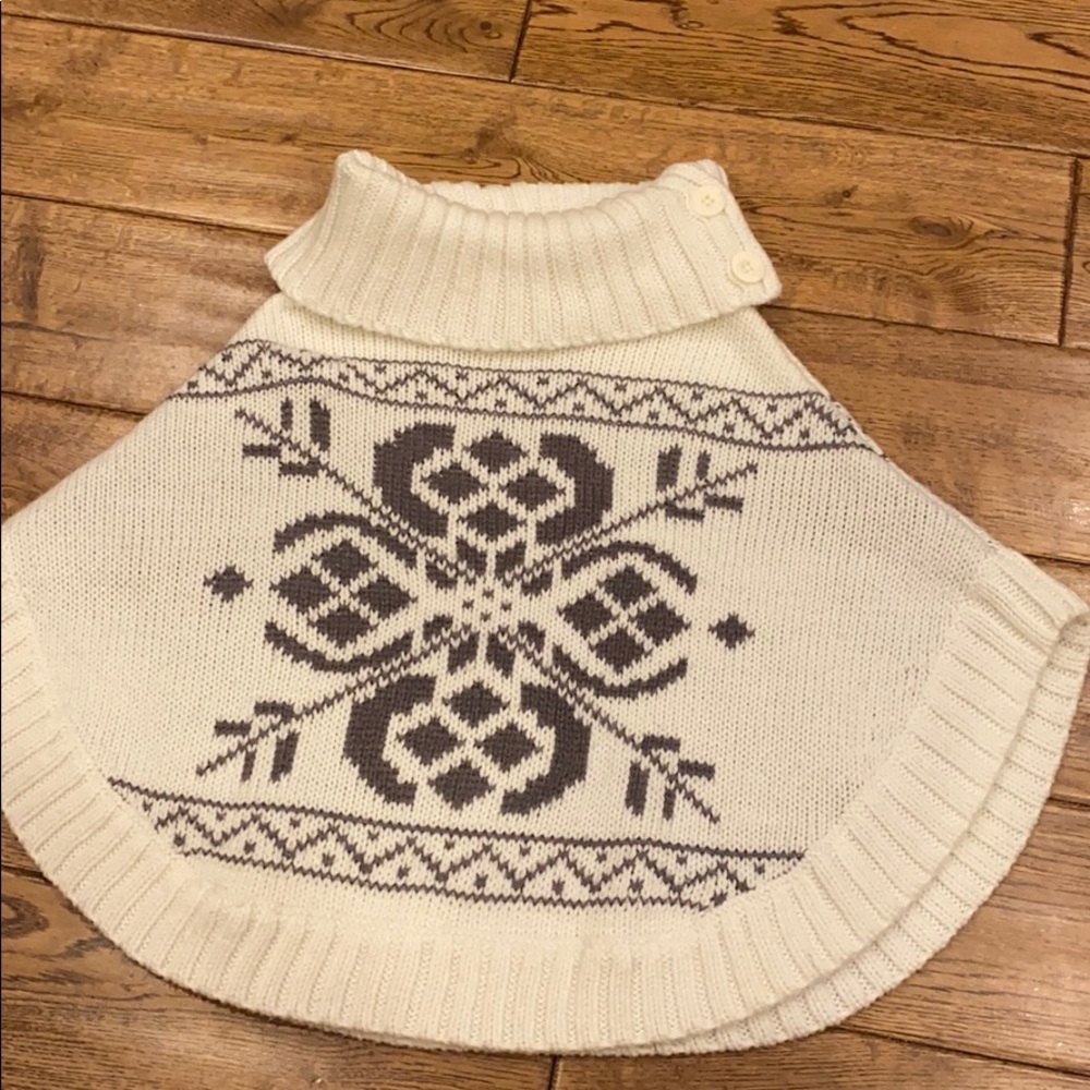 Girls 3T sweater cape